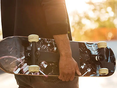 Santana de Parnaíba promove Aulão de Skate Solidário de Natal com arrecadação de brinquedos