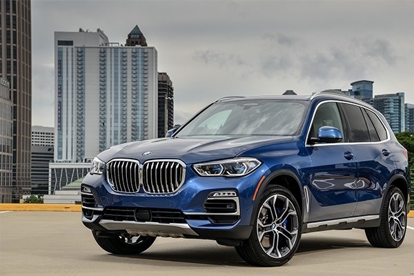 Novo BMW X5 inicia pré-vendas no Brasil