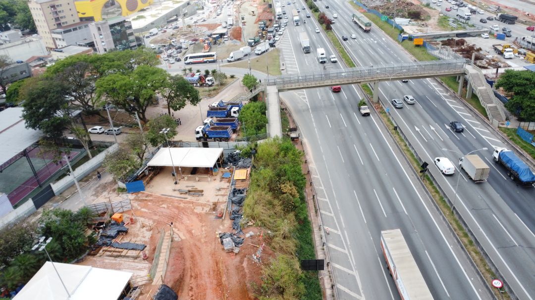 Obras na Castello Branco: faixa da pista Leste ficará interditada até dezembro em Barueri
