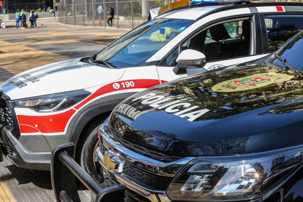 Polícia prende irmão de suspeito envolvido na execução de ex-delegado