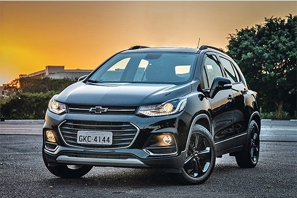 Tracker Midnight aposta em visual marcante e na ascensão da cor preta