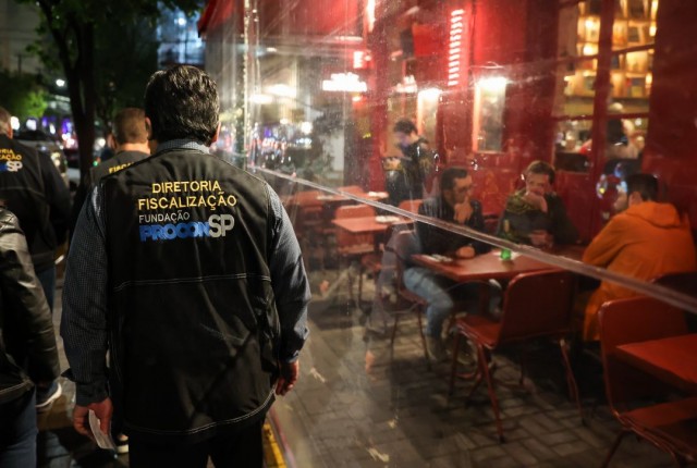 Estado de SP firma parceria com setor de bebidas para ampliar segurança e combater casos de intoxica