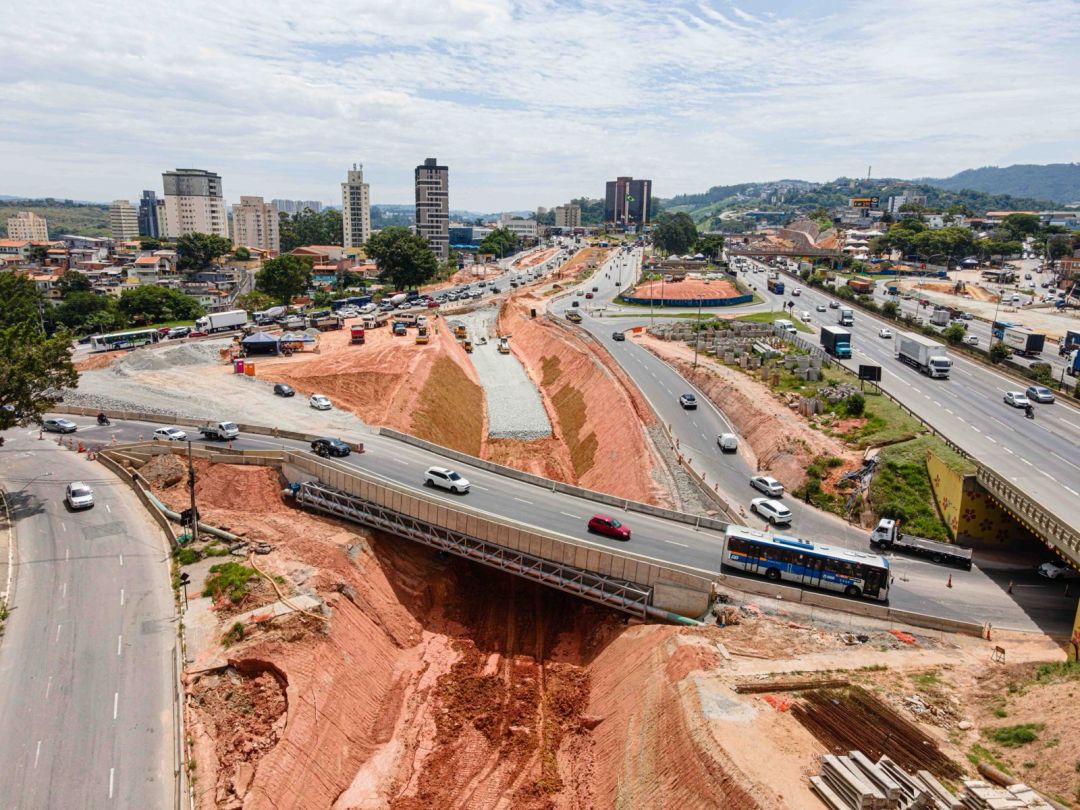 Mobilidade lidera prioridades em enquete da FA sobre serviços públicos