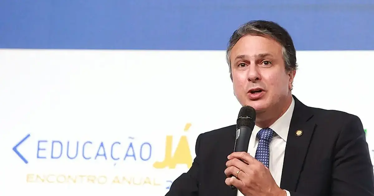 Piso dos Professores 2026: MEC promete aumento real após críticas