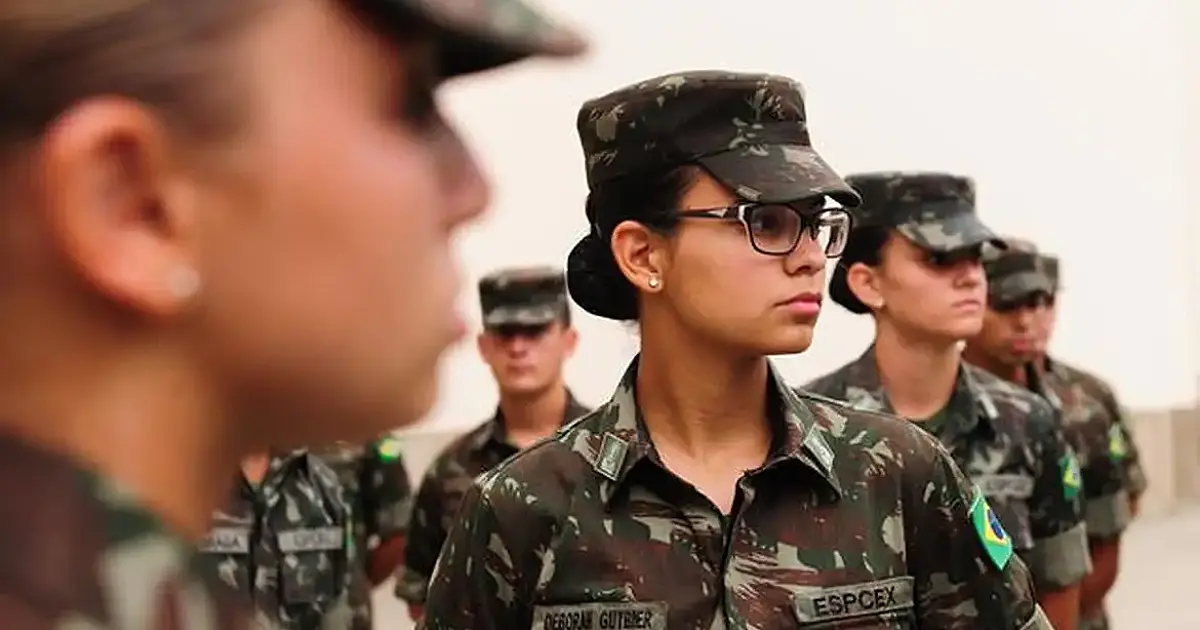 Exército convoca homens e mulheres para seleção do alistamento militar
