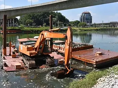 O serviço é executado diariamente pela agência SP Águas.