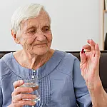 Medicamentos comuns que podem ser perigosos para idosos: o alerta que quase ninguém recebe