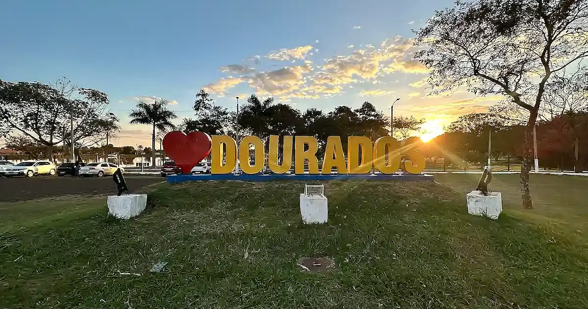 Dourados: a cidade que parou para os estudos e vira sonho dos jovens