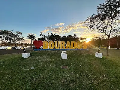 Dourados/MS alcançou alta taxa de escolarização e se tornou o novo sonho dos jovens brasileiros com seu polo universitário de excelência.