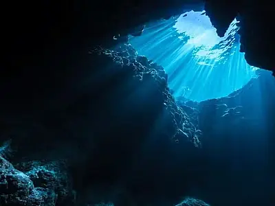 Pesquisadores identificaram uma estrutura que explica por que as Ilhas Bermudas permanecem elevadas.