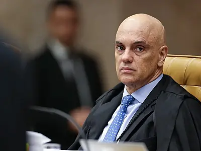 Ministro Alexandre de Moraes absolve condenado por furto de camisa de R$ 39,99