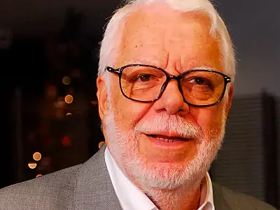 A causa da morte não foi divulgada.