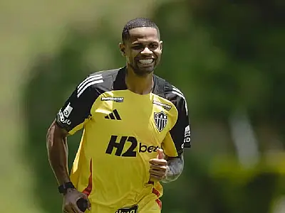 Júnior Santos tem contrato com o Atlético-MG até 2028 e interessa ao Corinthians.