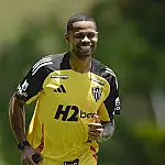 Corinthians acelera por Júnior Santos em empréstimo sem custo