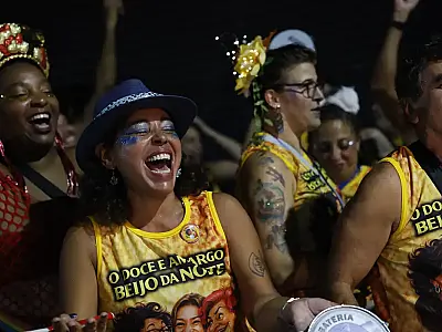 Bloco Zona do Mangue e Vila Mimosa promove carnaval inclusivo no Rio de Janeiro, rompendo estigmas contra trabalhadoras do sexo e celebrando a potência cultural da Praça da Bandeira.