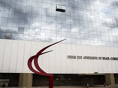 A OAB cobra o fim do inquérito das fake news no STF, aberto em 2019, por falta de delimitação temporal e escopo expansivo.