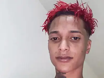 Oruam se torna foragido da Justiça após 66 violações à tornozeleira eletrônica e revogação de liminar pelo STJ: cantor é réu por tentativa de homicídio contra policiais