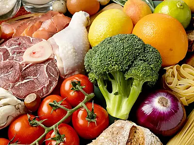 O erro mais comum na cozinha que pode causar intoxicação alimentar: pesquisa revela hábitos perigosos nos lares brasileiros e dicas da Anvisa para evitar riscos