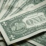 Bolsa brasileira renova recorde histórico e dólar recua a R$ 5,17 após decisão da Suprema Corte dos EUA sobre tarifaço