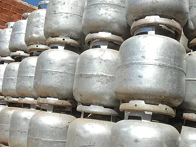 Caixa inicia terceira etapa do Gás do Povo e libera vale-recarga para 4,5 milhões de famílias nesta segunda-feira