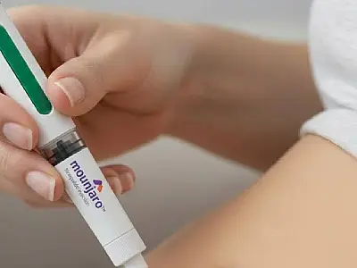 MHRA do Reino Unido emite alerta internacional sobre pancreatite aguda ligada ao Mounjaro e outros agonistas GLP-1: 19 mortes registradas até 2025