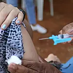 Cobertura vacinal contra HPV chega a 95,81% em 2025 e reforça proteção contra cânceres e verrugas genitais