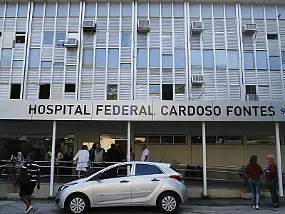Presidente Lula entrega Centro de Emergência Regional no Hospital Federal Cardoso Fontes, no Rio.
